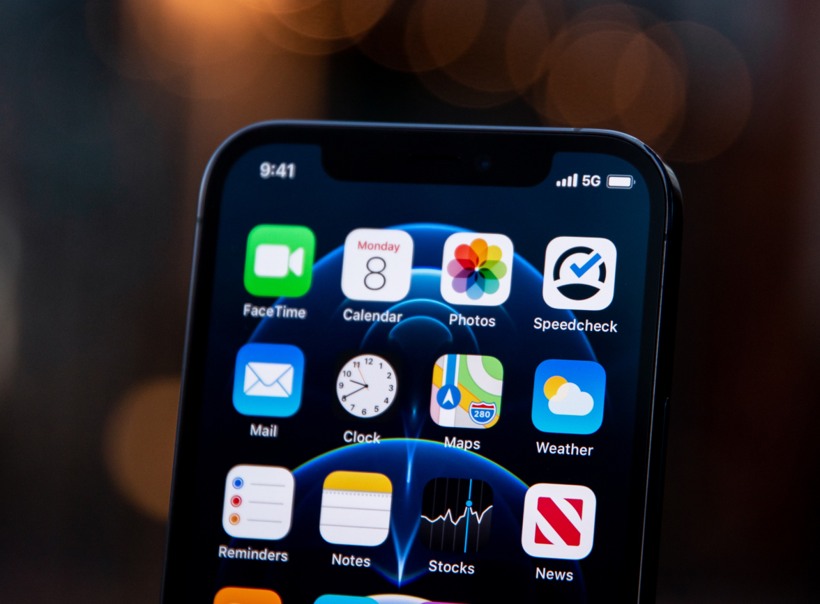 营根镇苹果手机维修分享为什么 iPhone 12 在冬季会自动关机 