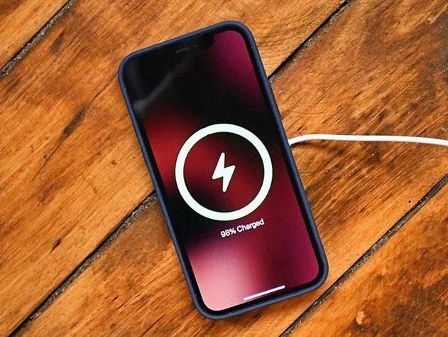 营根镇苹果手机维修分享iPhone 12可以随便充电吗 