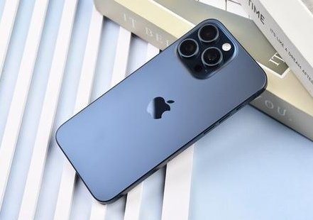 营根镇苹果维修点分享iPhone 15 Pro Max屏幕更换全新实操风险 